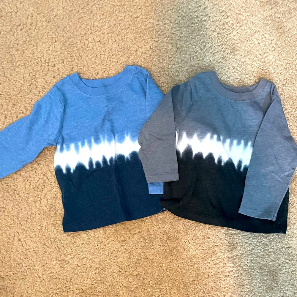 Gray and blue long sleeve shirts